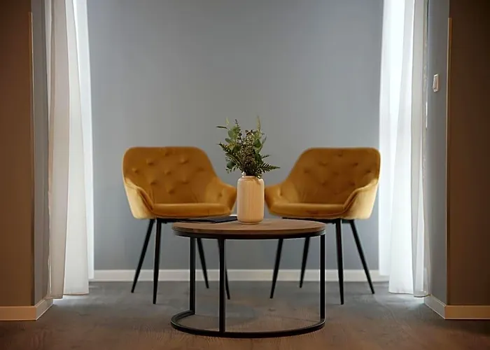 The - & House Aparthotel 4*